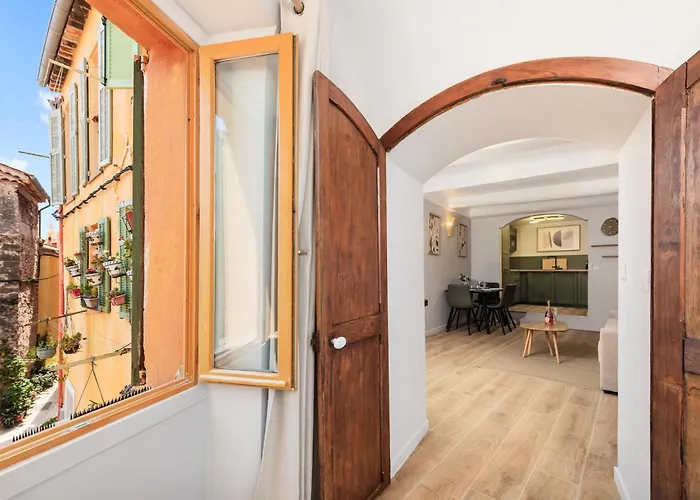 Vieux Chateau Ii - Agreable 2 Pieces - Vue - Vieille Апартаменти *