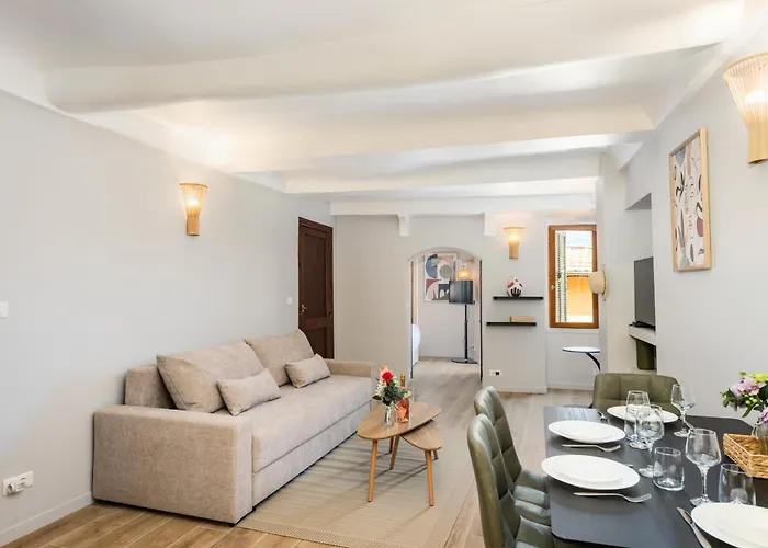 Vieux Chateau Ii - Agreable 2 Pieces - Vue - Vieille Апартаменти *