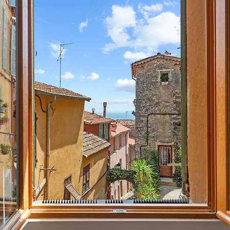 Vieux Chateau Ii - Agreable 2 Pieces - Vue - Vieille