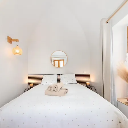 Vieux Chateau Ii - Agreable 2 Pieces - Vue - Vieille