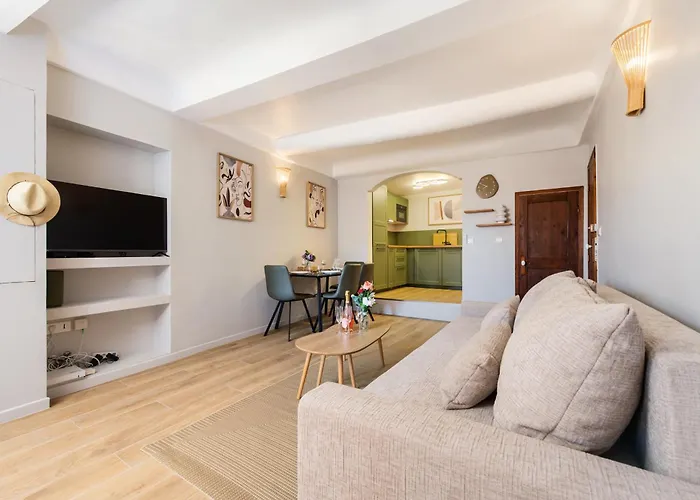 Vieux Chateau Ii - Agreable 2 Pieces - Vue - Vieille * Μεντόν