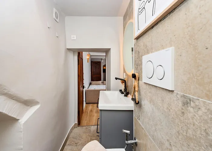 Vieux Chateau Ii - Agreable 2 Pieces - Vue - Vieille Διαμέρισμα Μεντόν